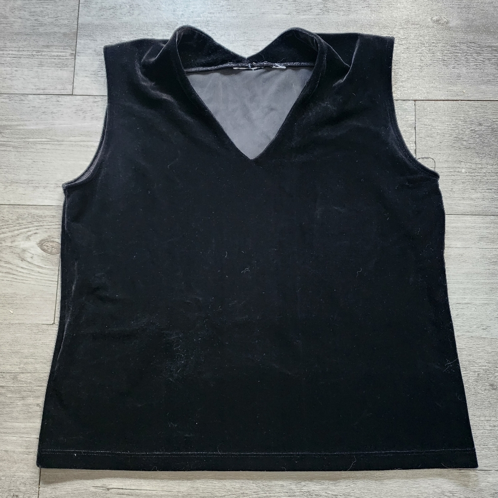 Vintage Black Velvet Tank Top Womens Small/Medium Lined Short Sleeved
